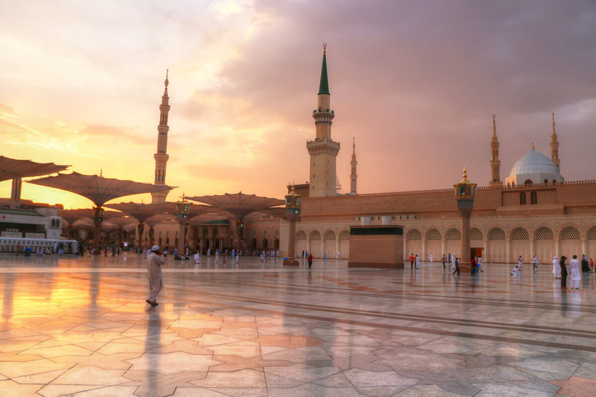 Masjid Nabawi di Madinah